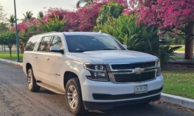 Luxery SUVs Airport Transportation in Ixtapa Zihuatanejo