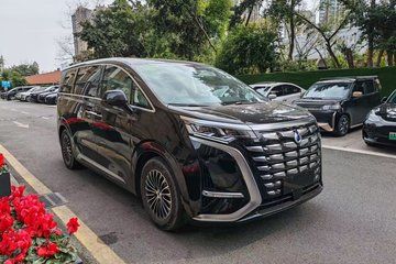 Shanghai Airport Private Transfer to Downtown Hotels