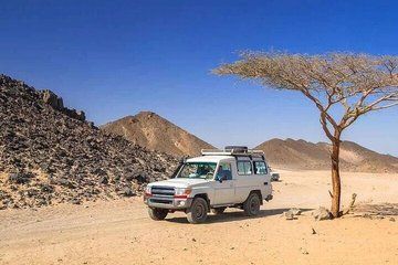 Marsa Alam Jeep Safari Adventure Tour With Dinner And Show