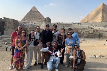 Giza Private Car Tour with Luxurious Transportation