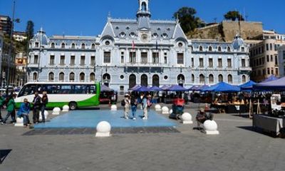 Private Half Day Trip to Valparaiso