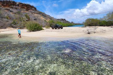 Customizable & Private Off-Road Jeep Tour: Curaçao's Hidden Gems