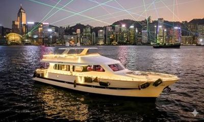 Victoria Harbour Night Yacht Tour Hong Kong