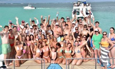 Punta Cana Private Boat with Open Bar, Snorkeling & Hotel Pick up