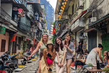 Hanoi Walking Tour with Train Street & 5-Star Ha Long Bay Cruise