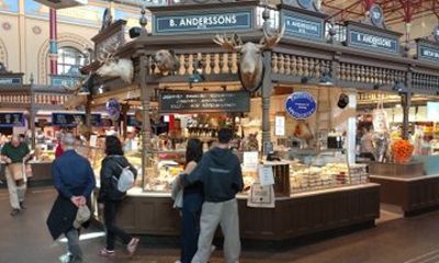 Stockholm Food Tour with Metro Art and a Royal Murder Drama