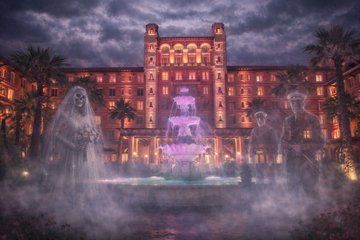 Grand Galvez Ghost Tour Experience
