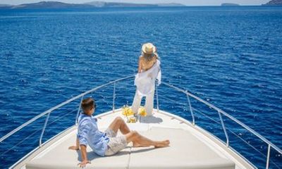 Private Santorini Cruise with Luxury Yacht