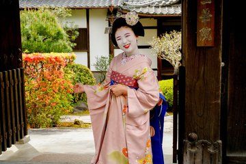 Kyoto Exclusive Temple Maiko Dance Zen Garden and Tea Experience