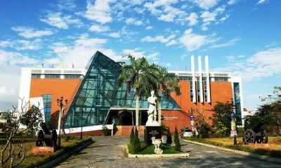Da Nang Culture, History and Museum Tour Discover Local Heritage