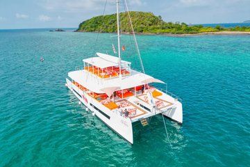 Pattaya Koh Rin & Bamboo Beach Sunset Premium Tour