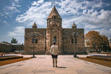 Private Tour to Etchmiadzin and Zvartnots from Yerevan