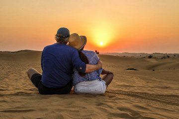 Private Qatar Desert Safari with Inland Sea, Camel Ride & 4x4