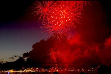 Shared Guided Poole Firework Cruise Tour