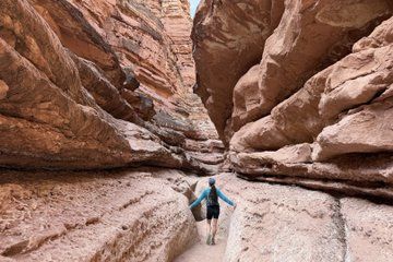 Cathedral Canyon Hike