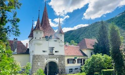 Guided Walking Tour with Local Stories in Brasov