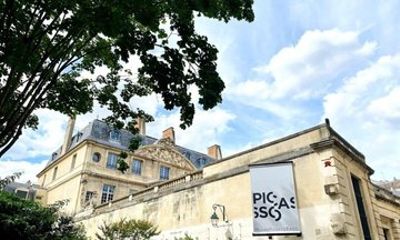 Paris Walking Tour with Picasso Museum Ticket