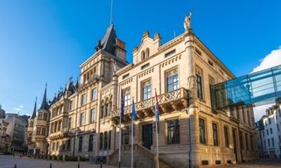 Luxembourg Power, Palaces and Royal Secrets Walking Tour