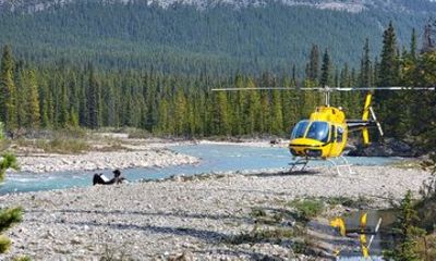 Canadian Rockies Helicopter Tour and Hike