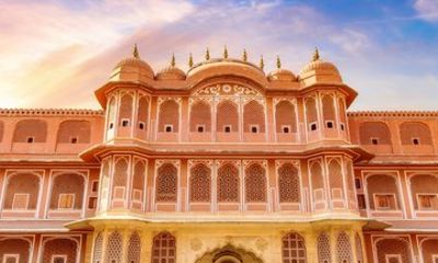 Private Full Day Jaipur Tour By Car, Guide, Skip-the-Line Entry