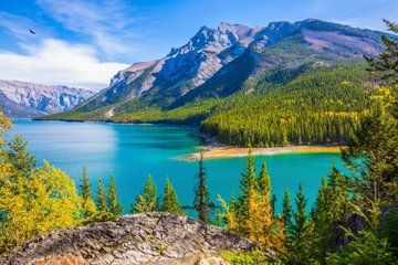 Banff National Park Private Tour Lakes Mountains and Scenic Views
