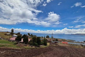 3-Day Lake Titicaca Community Experience: Luquina, Uros & Taquile