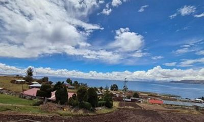 3-Day Lake Titicaca Community Experience: Luquina, Uros & Taquile