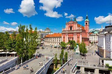 Ljubljana Private City Walking Tour with Hotel Pickup