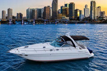 Miami 42ft Yacht Rental with Free Jet Ski