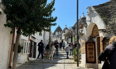 Alberobello by Night from Ostuni with Private Guided Tour