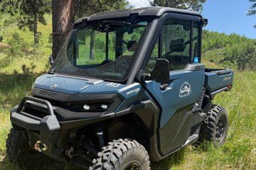 UTV Rental in Deadwood | Can-Am Defender XT HD11 Cab – 3-Seater
