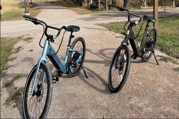 Three Hour E-Bike Rental in Deadwood | Aventon Pace 4 Bike Rental