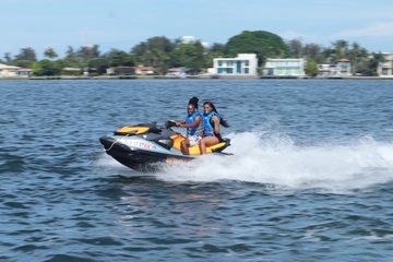 Miami Beach Jetski Rental and Free Scenic Boat