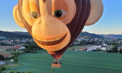 Hot air balloon flight near Aix en Provence