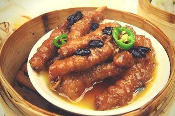 Brave Bites with Exotic Singapore Food Tour in Chinatown