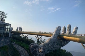 Ba Na Golden Hands and Hills Bridge Tour