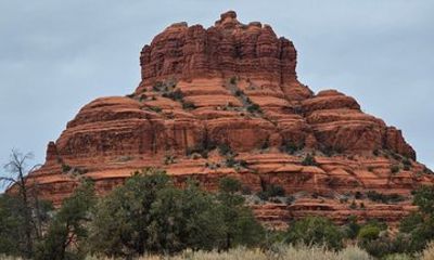 Sedona Red Rocks and Wine Tasting Private Tour from Scottsdale