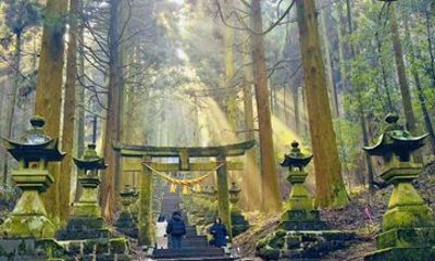 Takachiho Gorge and Mount Aso One-Day Scenic Adventure