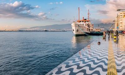 Izmir Private City Tour with Top Landmarks
