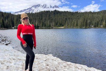 Mount Rainier Scenic National Park Day Tour in Seattle