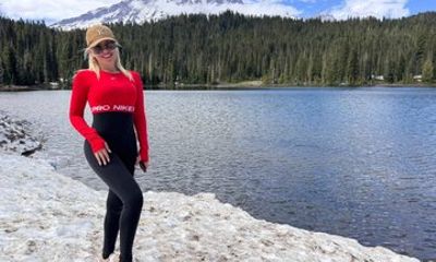 Mount Rainier Scenic National Park Day Tour in Seattle