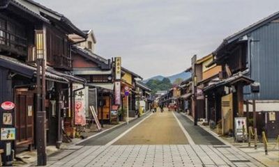 Inuyama Castle and Castle Town Full Day Tour from Nagoya By Car