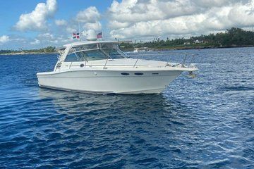 Private Full Day Yacht Charter in Punta Cana: Island Adventure