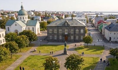 Private Customizable Walking Tour in Reykjavik