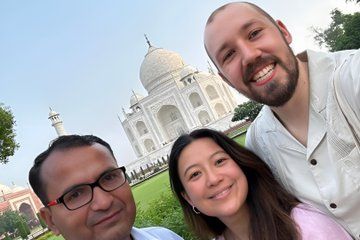 From Agra Skip the Line All Inclusive Taj Mahal and Agra Tour