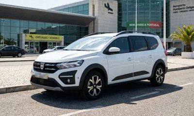 Lisbon Airport Private Transfer