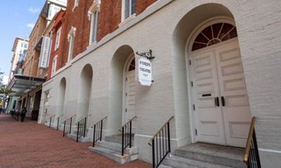 Fords Theatre and Petersen House Lincoln Assassination Tour