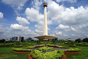 Jakarta Half Day Private Guiding Historical Tour