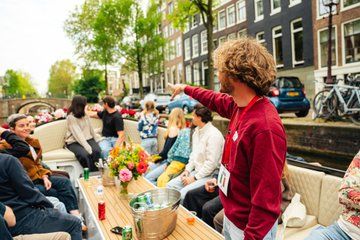 Amsterdam Italian Canal Cruise with Unlimited Drinks Option
