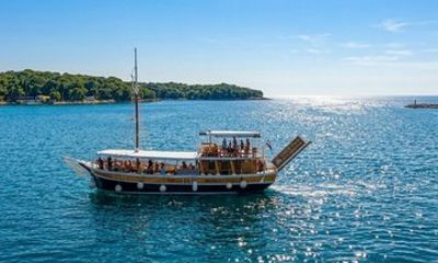 Rovinj Boat Trip from Porec with Lunch and Drinks